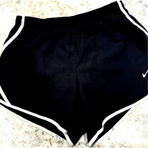 Girls Nike Lined Dri-Fit Running Shorts Size Large 10/12 EUC